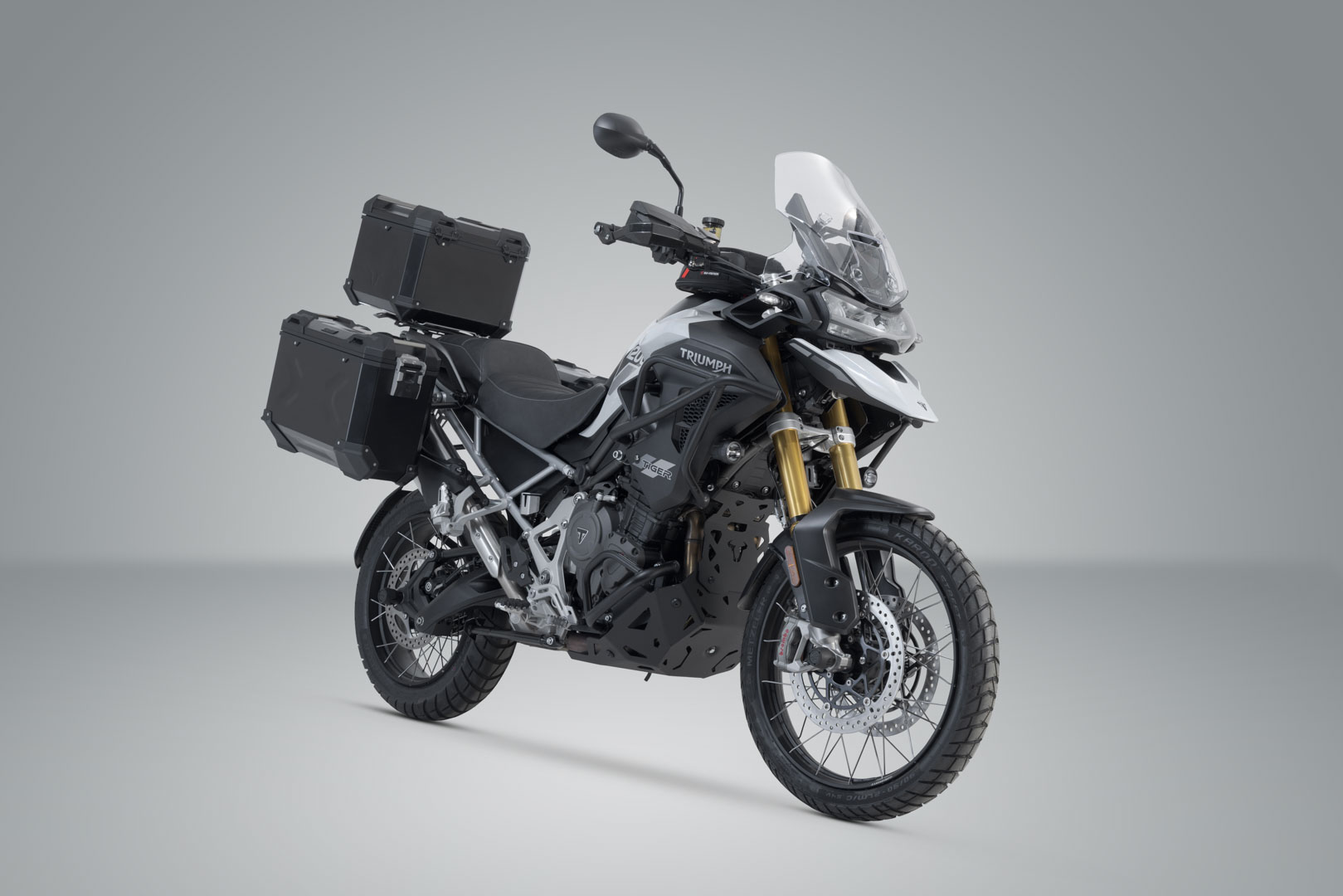 Setul SW-Motech Adventure Protection - modele Triumph Tiger 1200 (22-). Figura 1