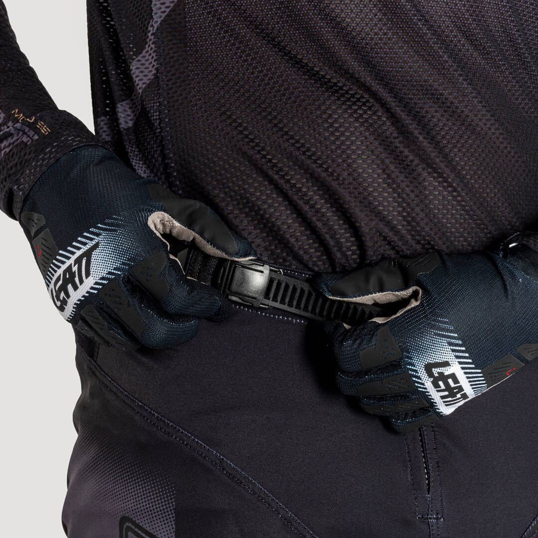 Leatt 5.5 I.K.S Stealth 2025 Motocross Hose M Abbildung 6