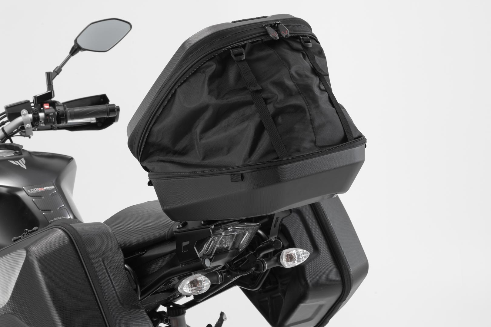 SW-Motech URBAN ABS top case - sistem DHV 16-29 l. Plastic ABS. Negru. Figura 5