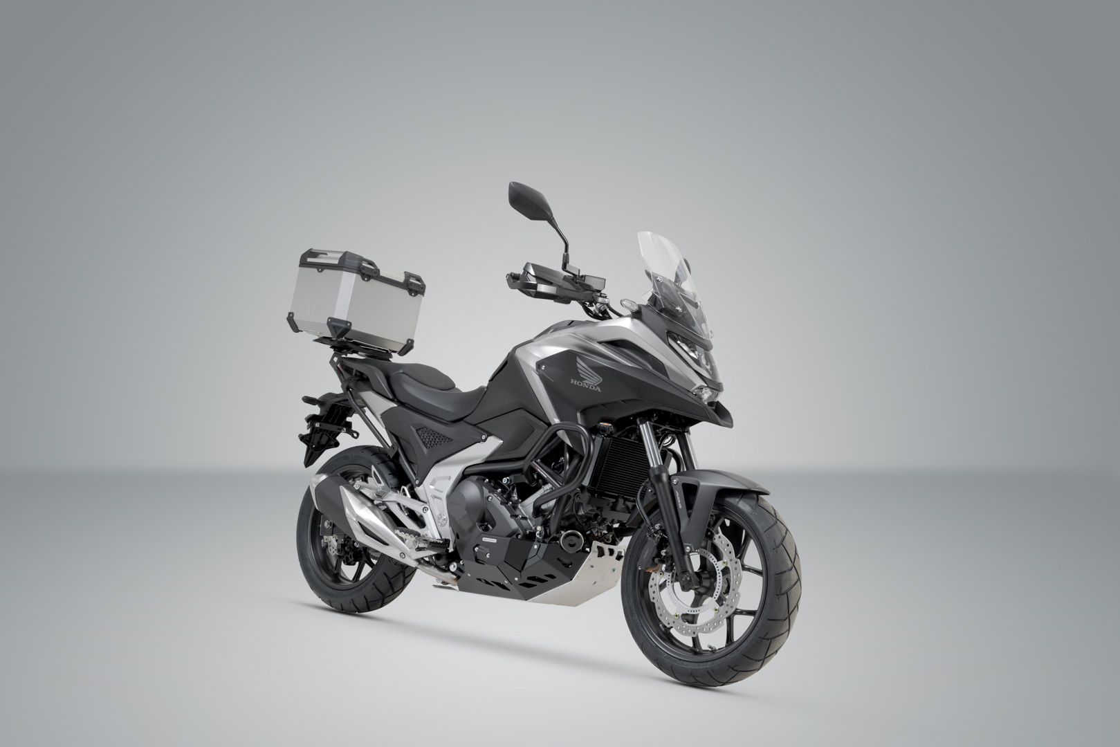 SW-Motech TRAX ADV toppfodralsystem - Silver. Honda NC750X / XD (20-). Figur 2