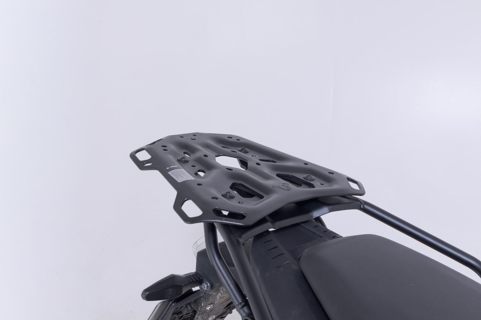 SW-Motech ADVENTURE-RACK - melns. BMW F 450 GS (25-). BMW bagāžas plauktam. 2. attēls