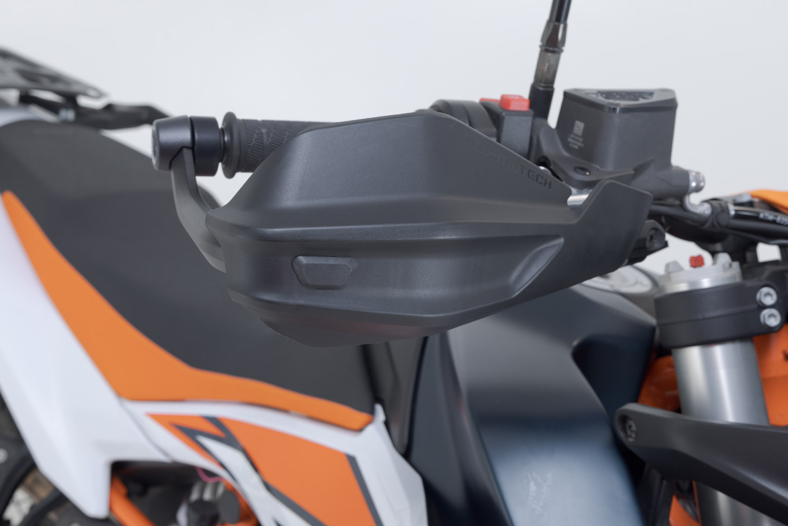 Kit de protecție SW-Motech Adventure - Negru. Modele Ducati / KTM. Figura 4
