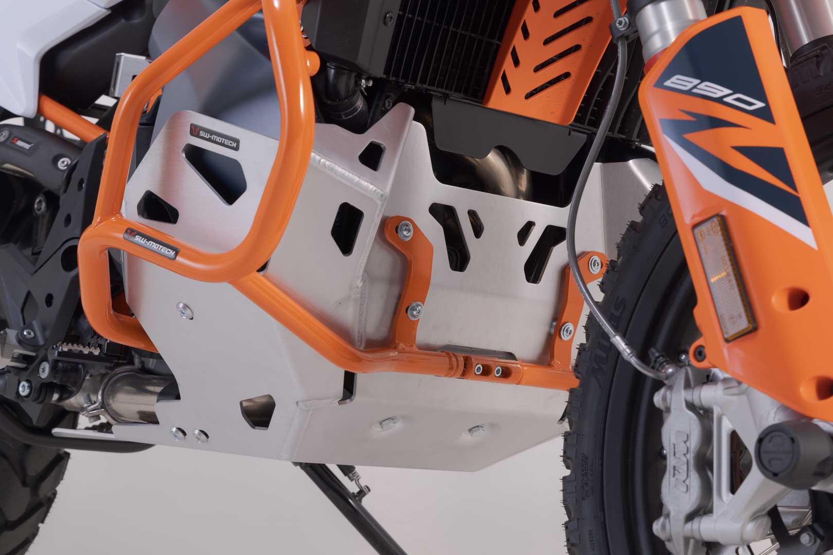SW-Motech Motorskydd - Silver. KTM 790 Adv/R, 890 Adv/R Figur 3