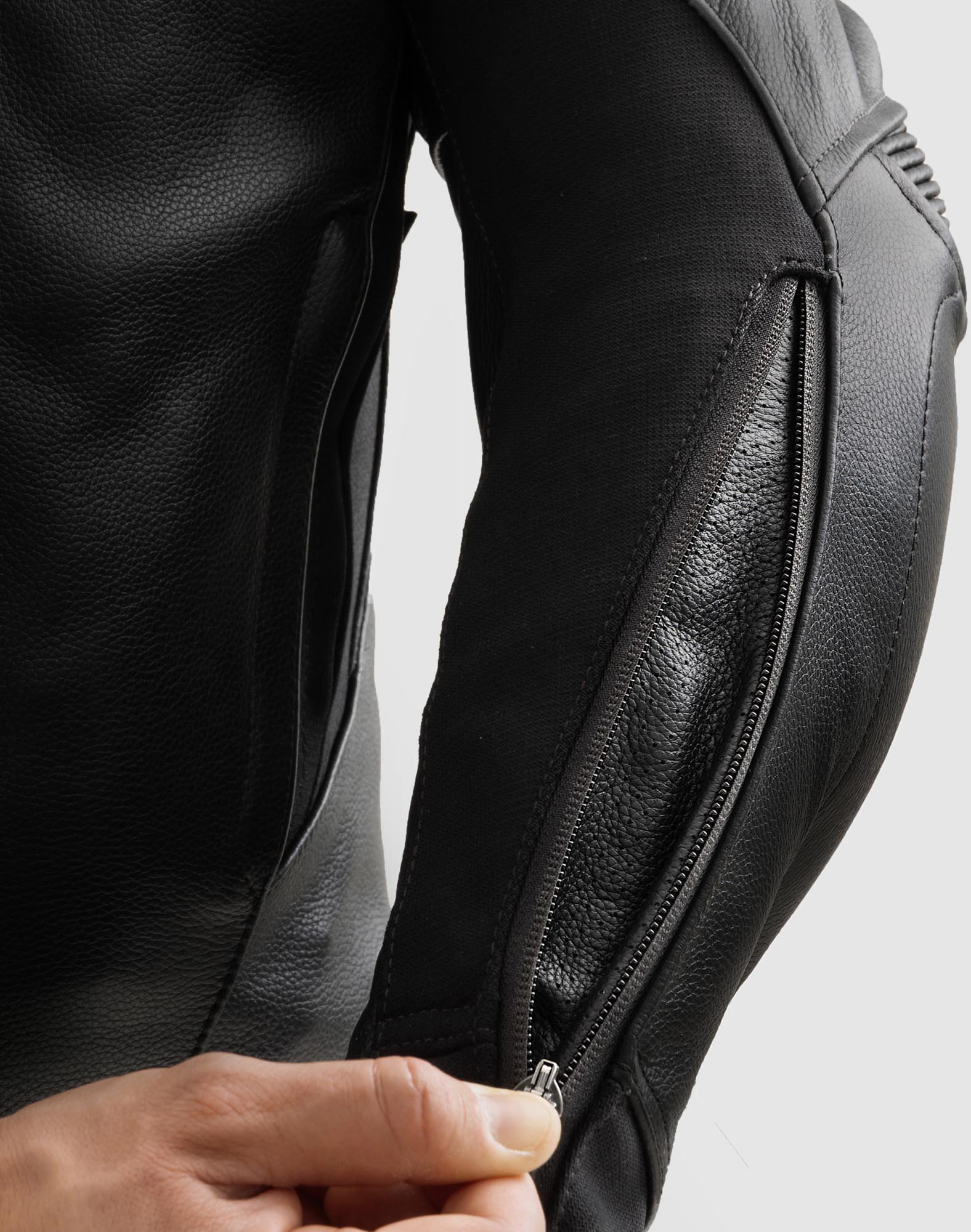 Side view of Rebelhorn Veloce Motorcycle Leather Jacket