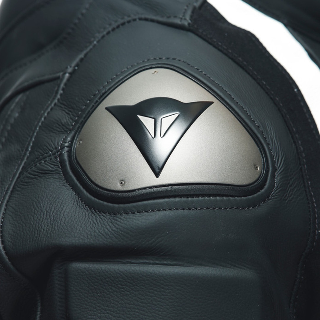 Dainese Avro 4 2-Piece Motorcycle Leather Suit black/white 28 Figure 8