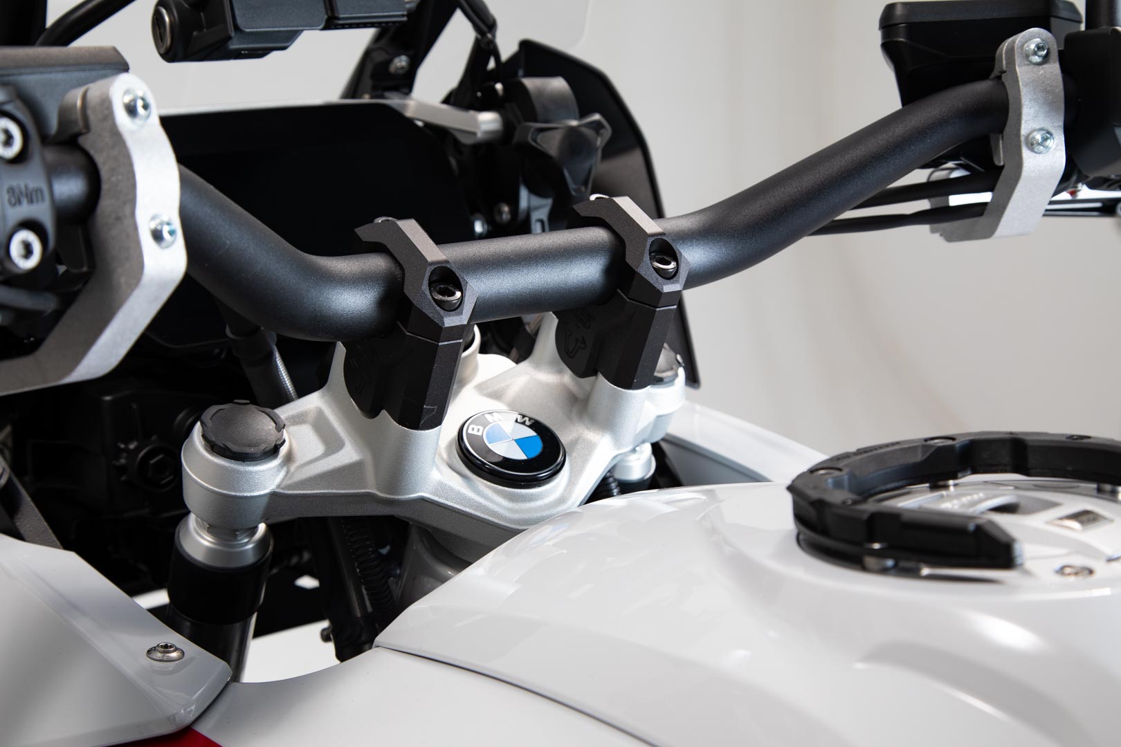 Ridicător de bară SW-Motech - H=40 mm. Negru. R1200GS (12-18), R1250GS (18-). Figura 2