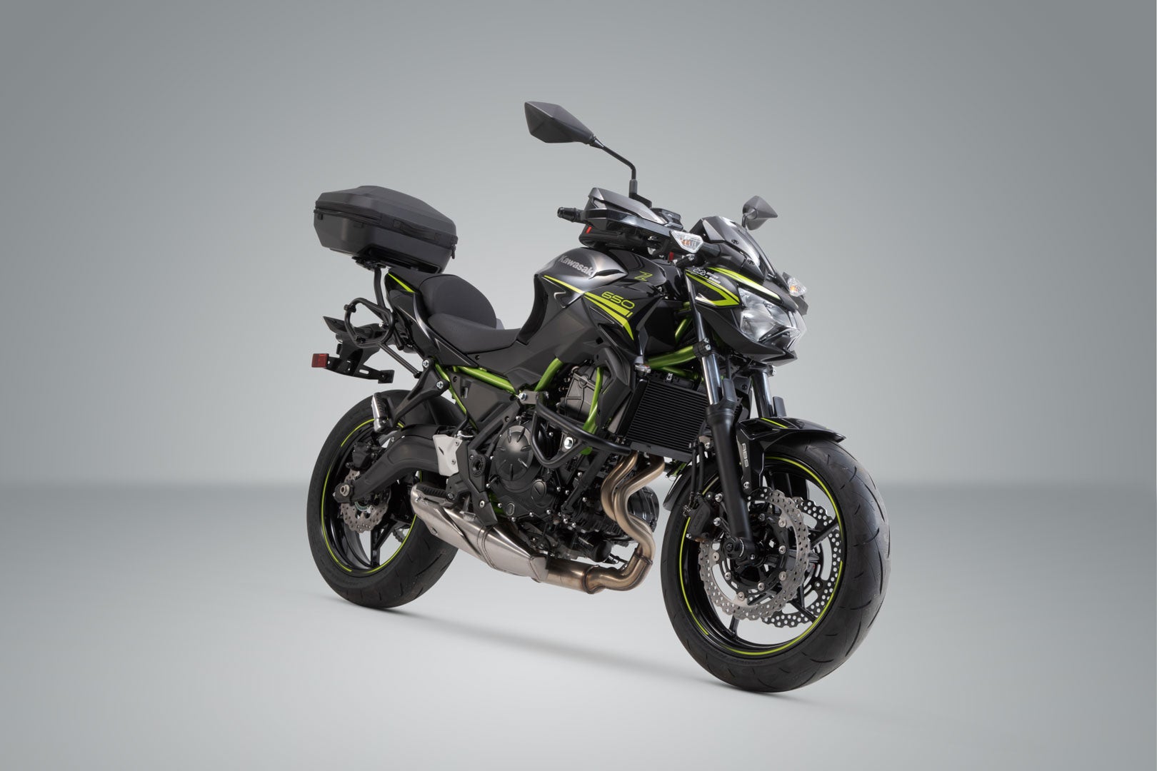 SW-Motech URBAN ABS topcase system - Black. Kawasaki Z650 (16-), Ninja 650 (16-). Figure 2