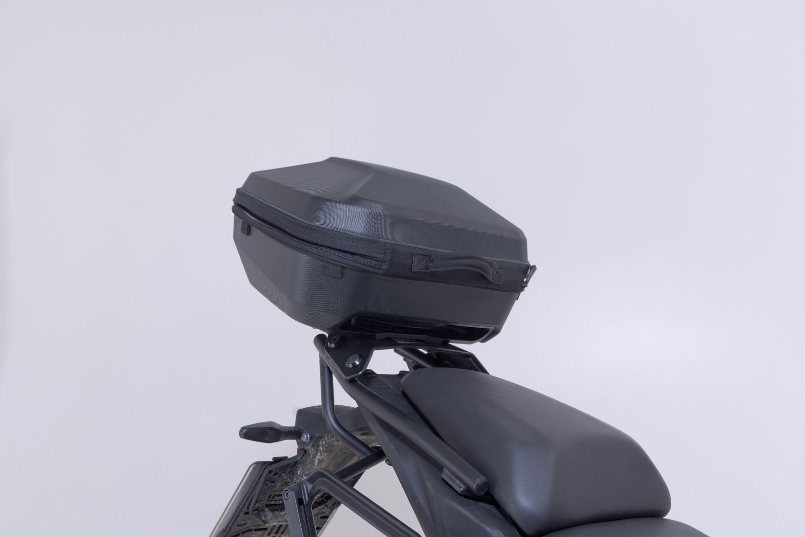 SW-Motech 街头 - 黑色。宝马F 450 GS（25-）。 图5