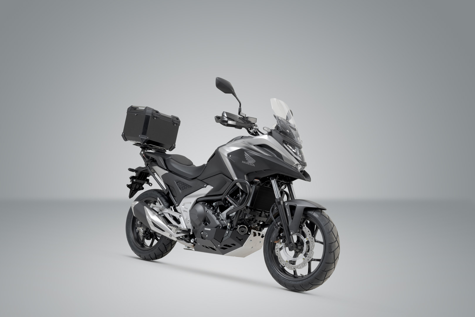 SW-Motech TRAX ADV toppfodralsystem - Svart. Honda NC750X / XD (20-). Figur 2