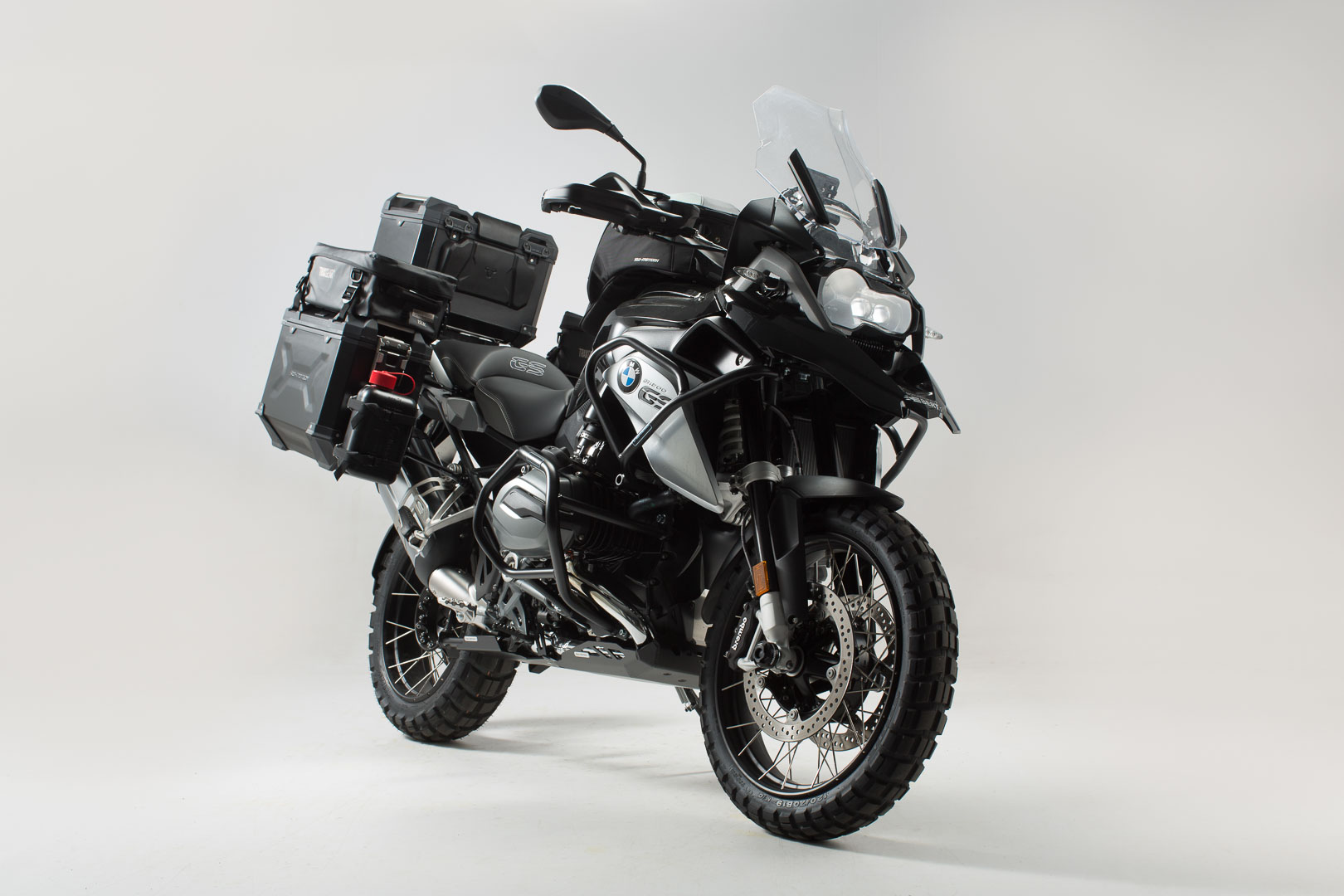 Setul SW-Motech Adventure Protecție - BMW R 1200 GS LC (12-16). Figura 1