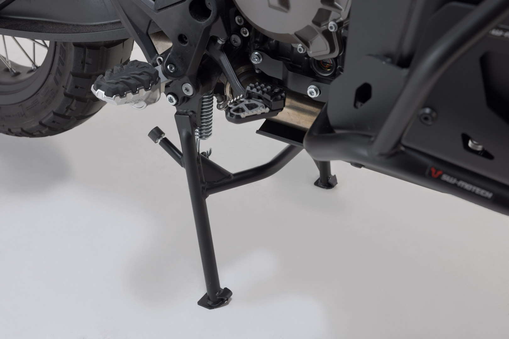 Standul SW-Motech - Negru. Husqvarna Norden 901 (21-). Figura 3