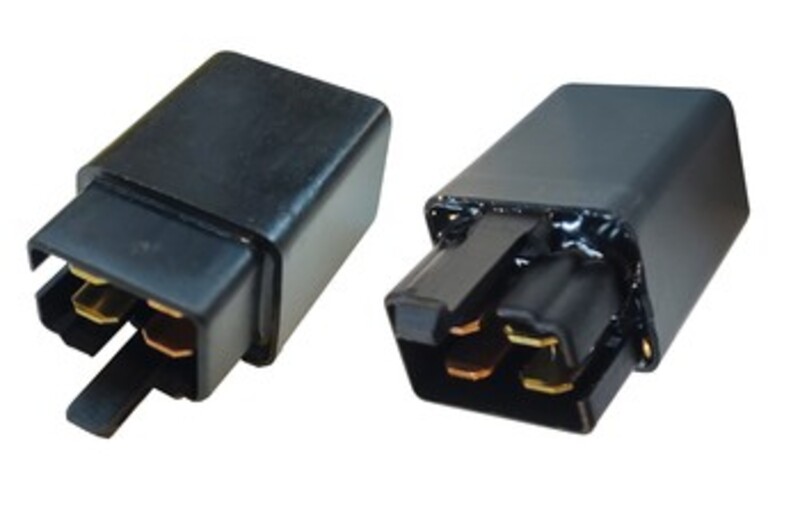 TECNIUM av DZE Mini Relay Figur 2