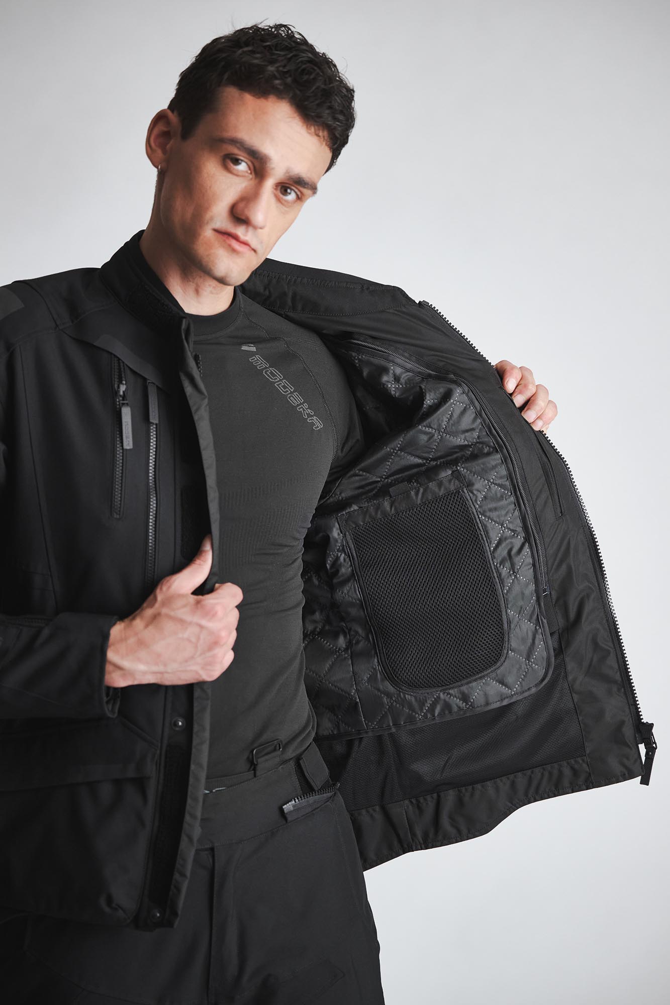 Modeka Striker III Motorrad Textiljacke schwarz Lang M Abbildung 9