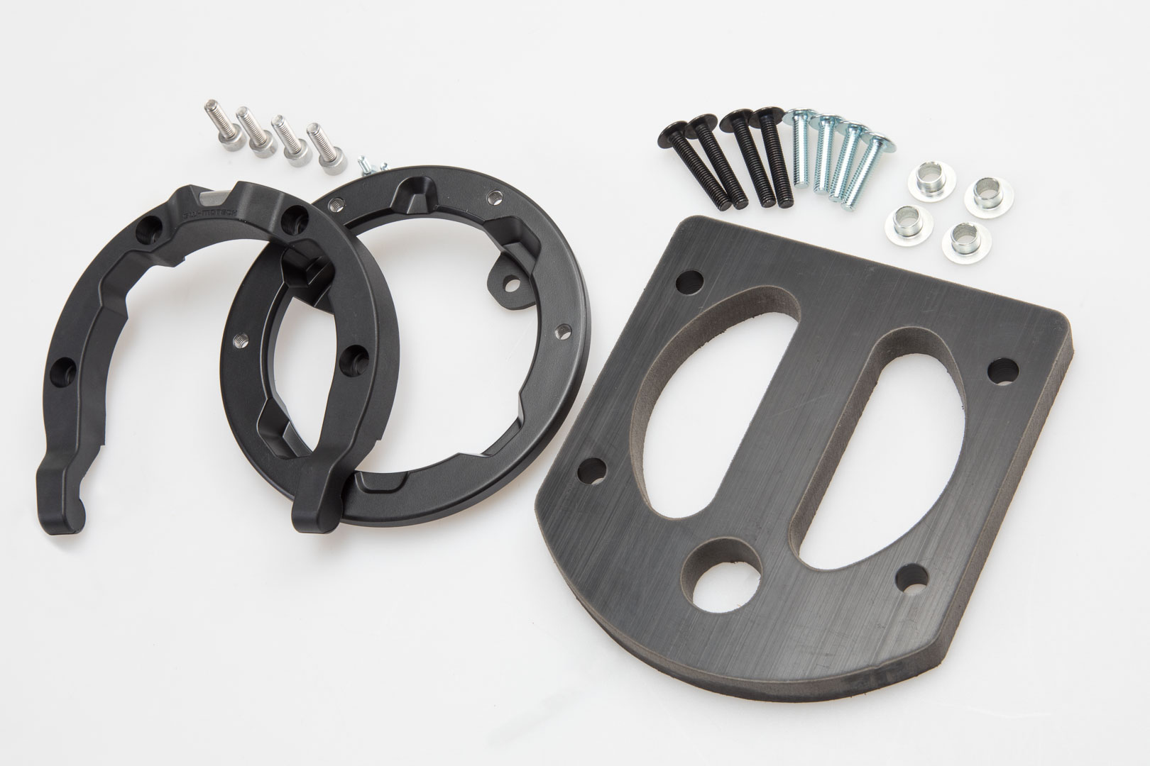 Inelul rezervorului SW-Motech ION - Negru. Kawasaki Z650 (16-22), Ninja 650 (16-). Figura 2