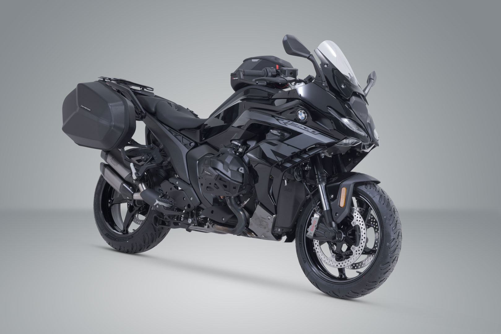 Sistem lateral SW-Motech AERO ABS - 2x25 l. BMW R 1300 R / R 1300 RS (25-). Figura 2