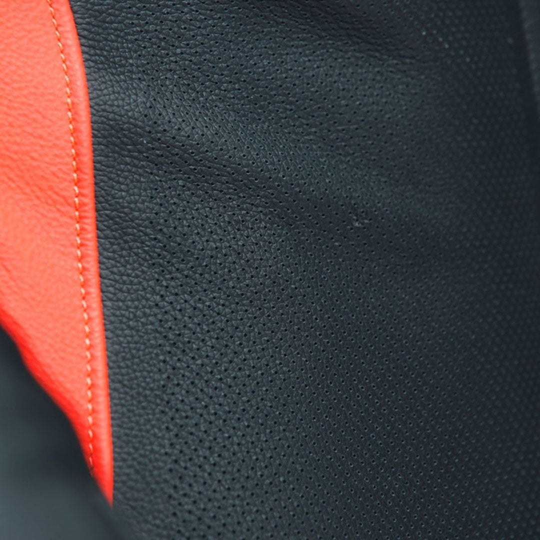 Dainese Tosa One Pece Perforated Motorcycle Leather Suit black/red/white 56 Figure 3