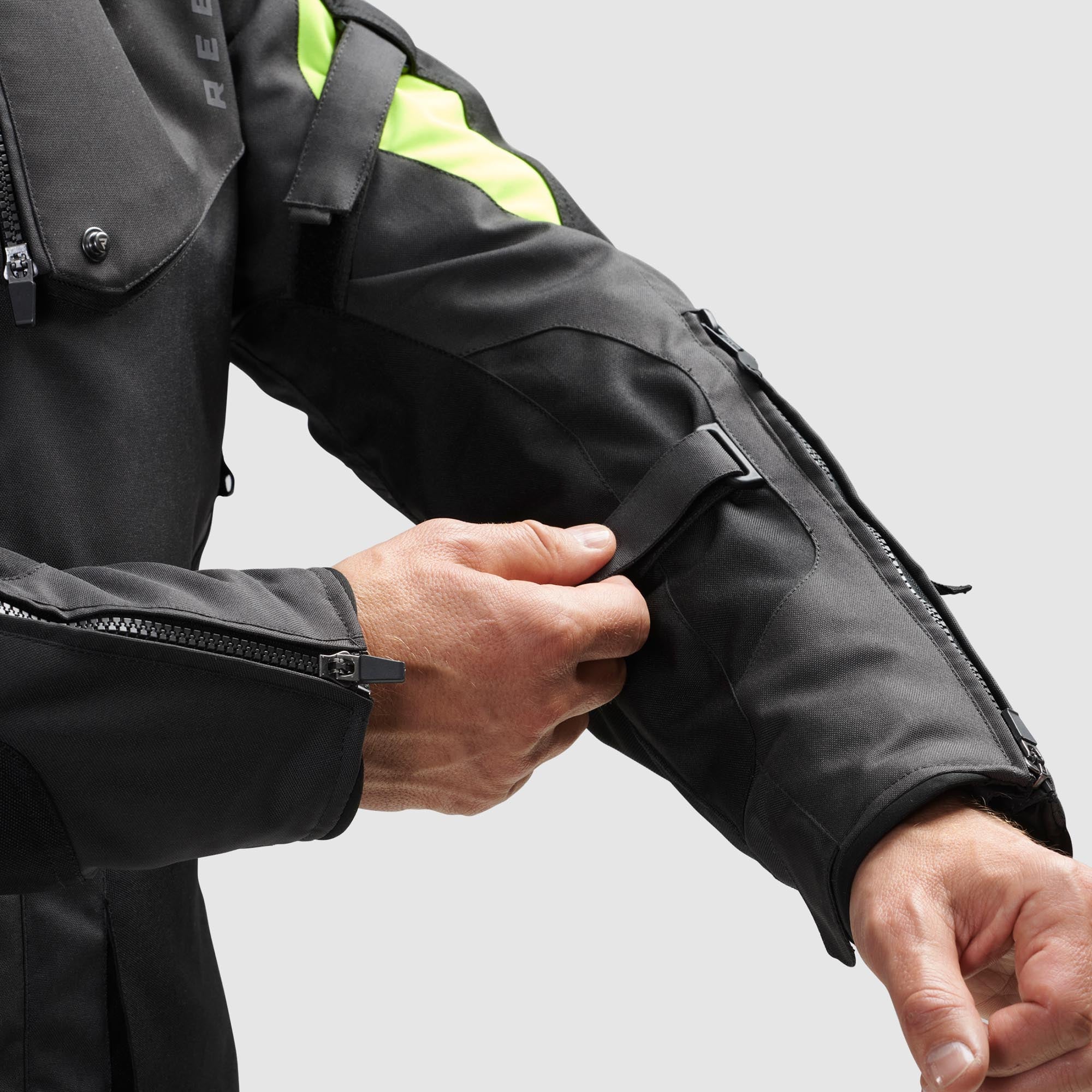 Side view of Rebelhorn Hiker 4 waterproof Motorcycle Textile Jacket
