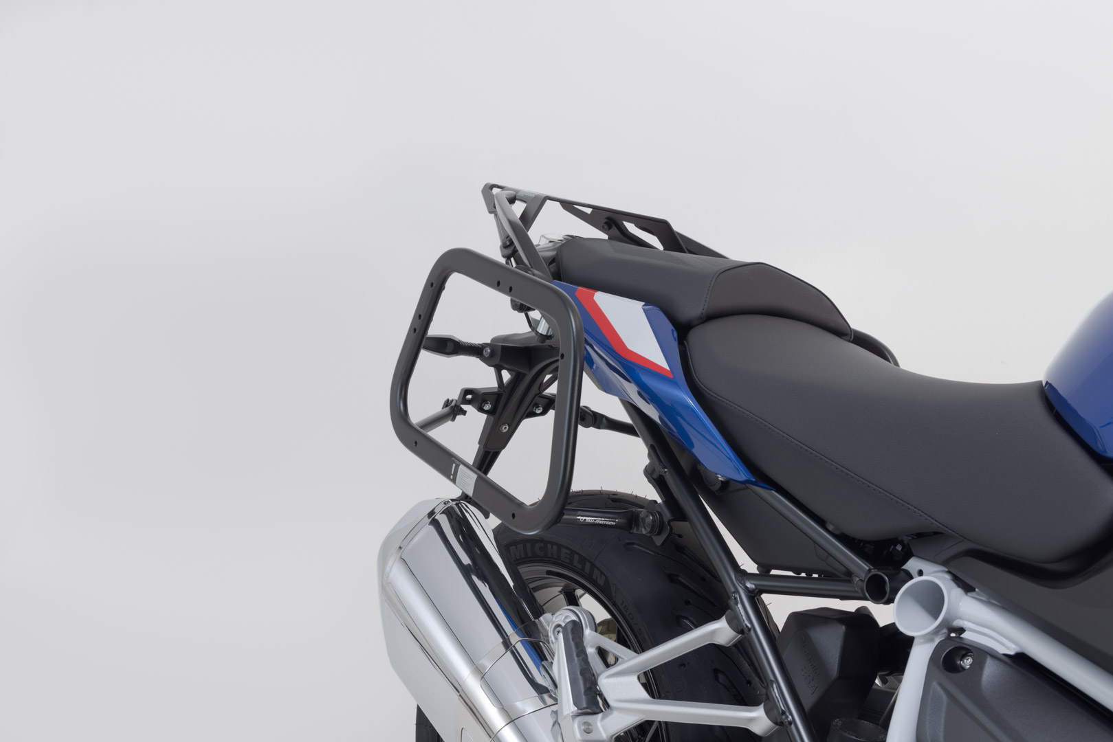 Sistem de carcasă din aluminiu SW-Motech TRAX ADV - Argintiu. 37/37 l. BMW R 1200 R/RS, R 1250 R/RS. Figura 3