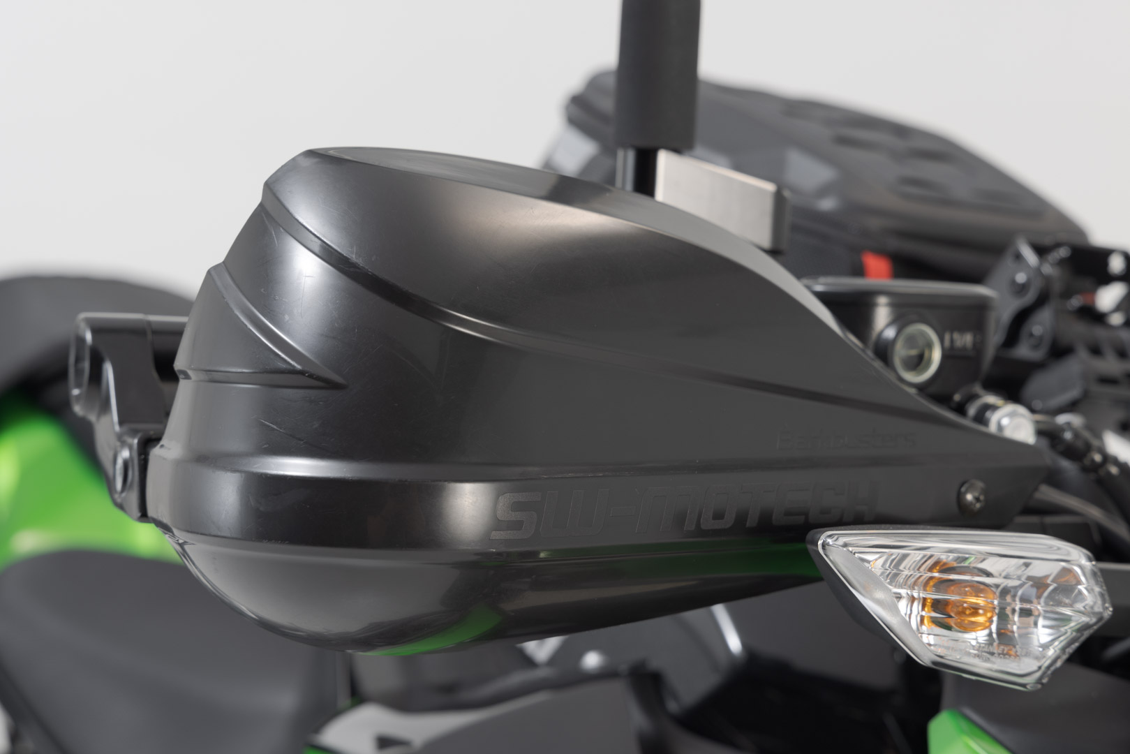 SW-Motech BBSTORM kit paramano - Nero. Filettatura interna manubrio 6mm / 8mm. Figura 3