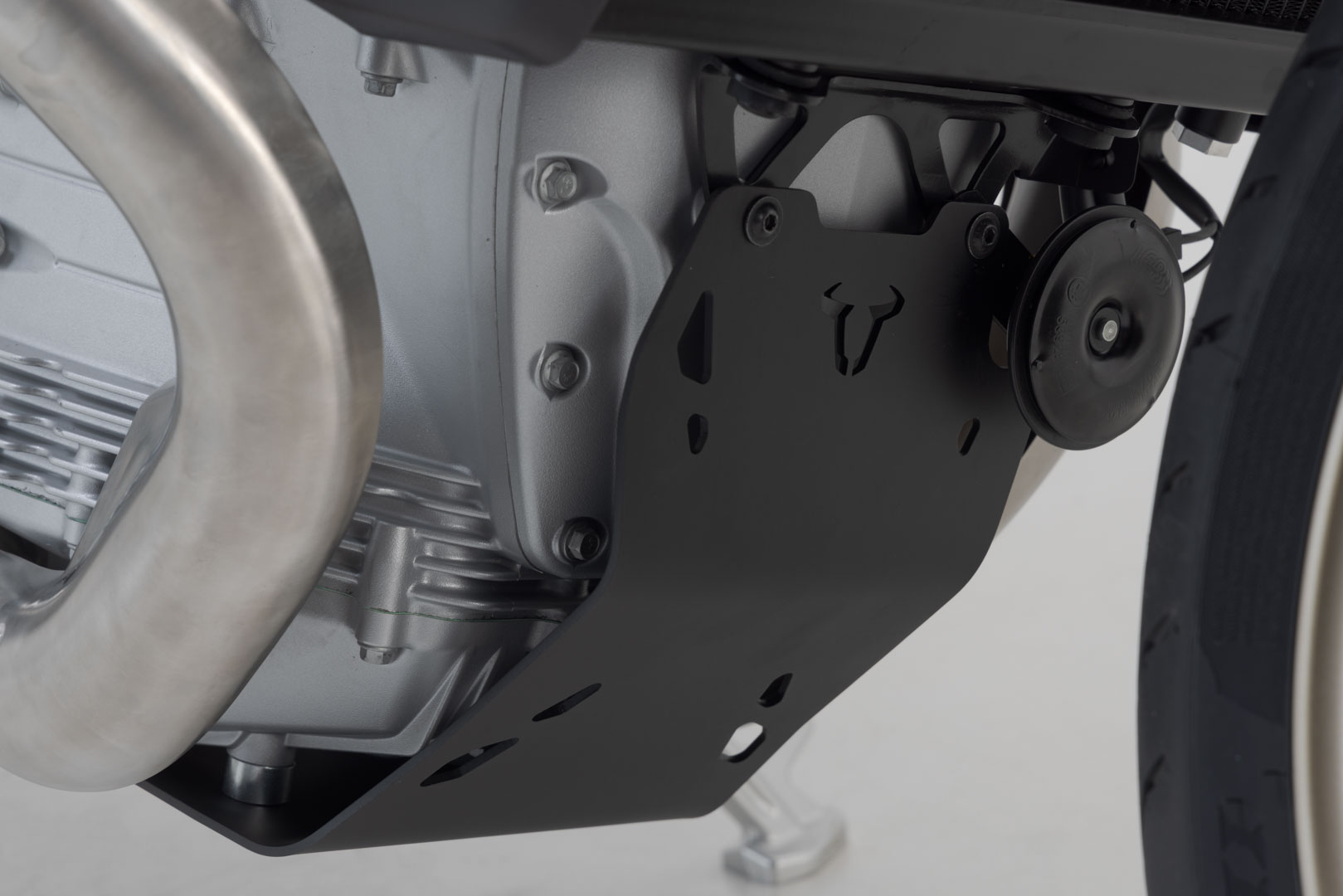 SW-Motech Motorskydd - Svart. Moto Guzzi V100 Mandello/S. Figur 2