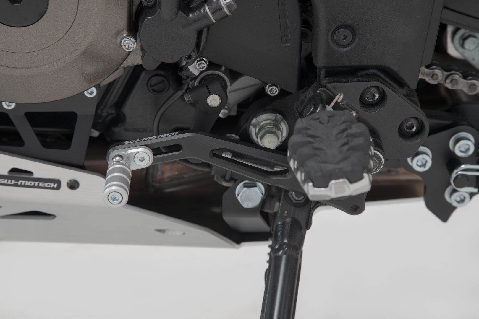 SW-Motech Suzuki V-Strom 1000 (14-19), V-Strom 1050 (19-). - Suzuki V-Strom 1000 (14-19), V-Strom 1050 (19-). Figure 5