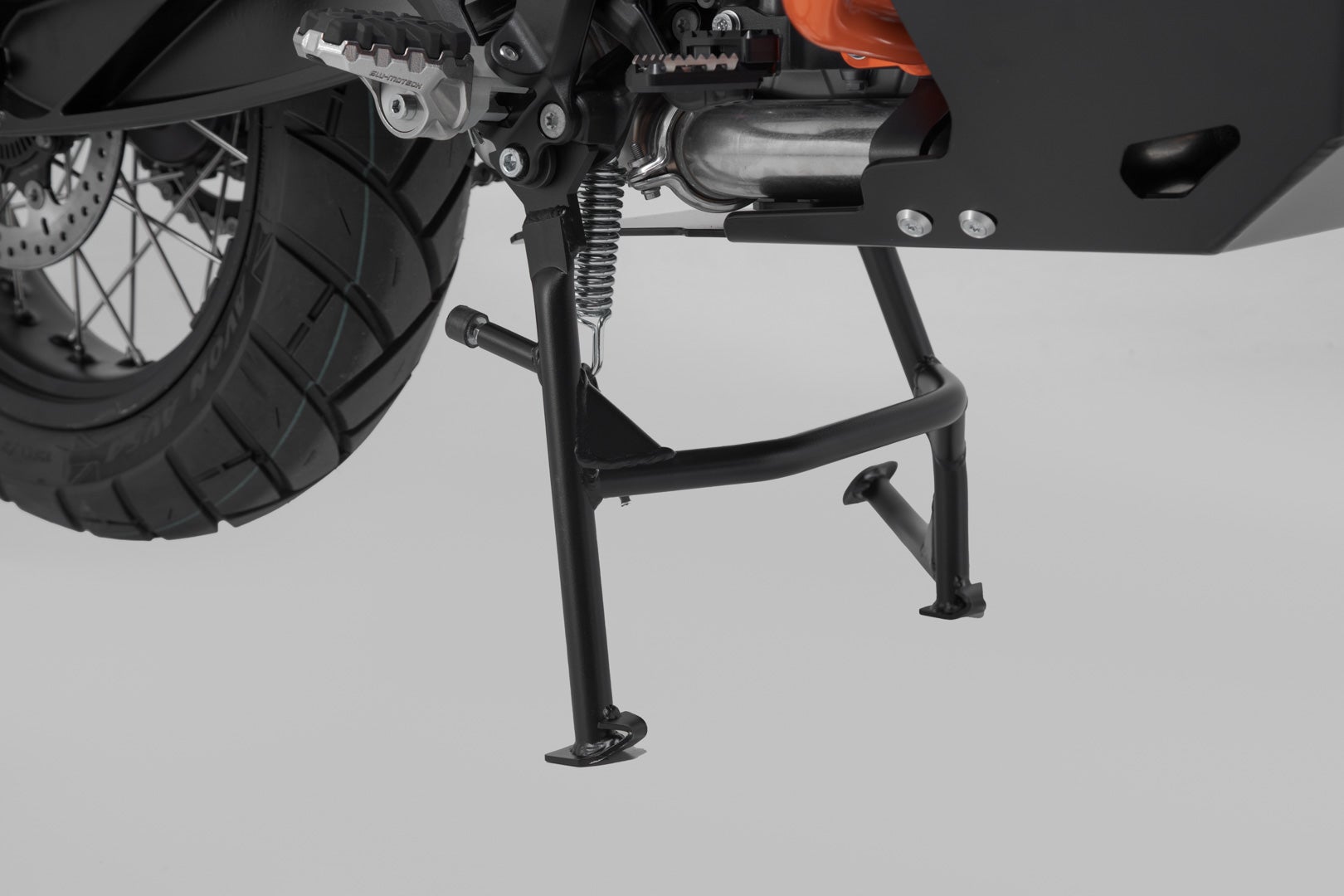 SW-Motech Noir. KTM 790 Adv, 890 Adv, 890 SM T. - Noir. KTM 790 Adv, 890 Adv, 890 SM T. Figure 1