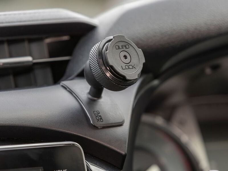 Quad Lock Montura telefonului MAG pentru tabloul de bord Figura 4