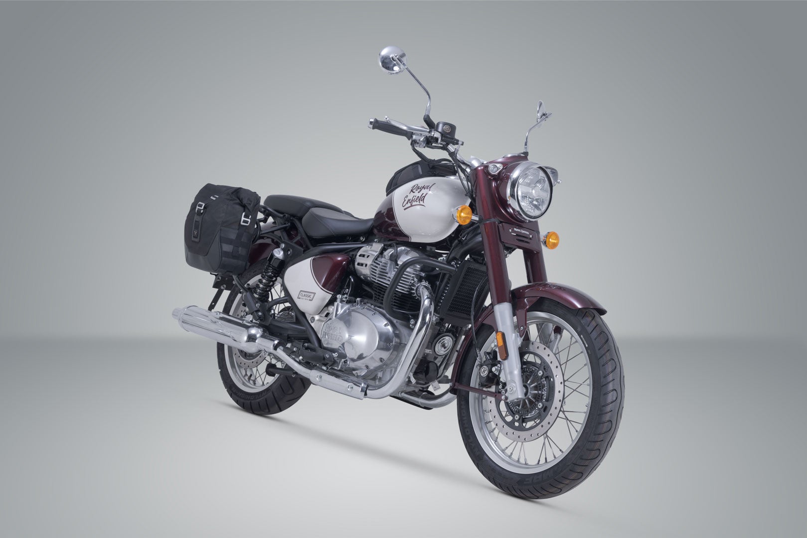 SW-Motech Legend Gear sidetaske-system LC - Black Edition - Royal Enfield Classic 650 (24-)/Shotgun 650 (22-). Figur 2