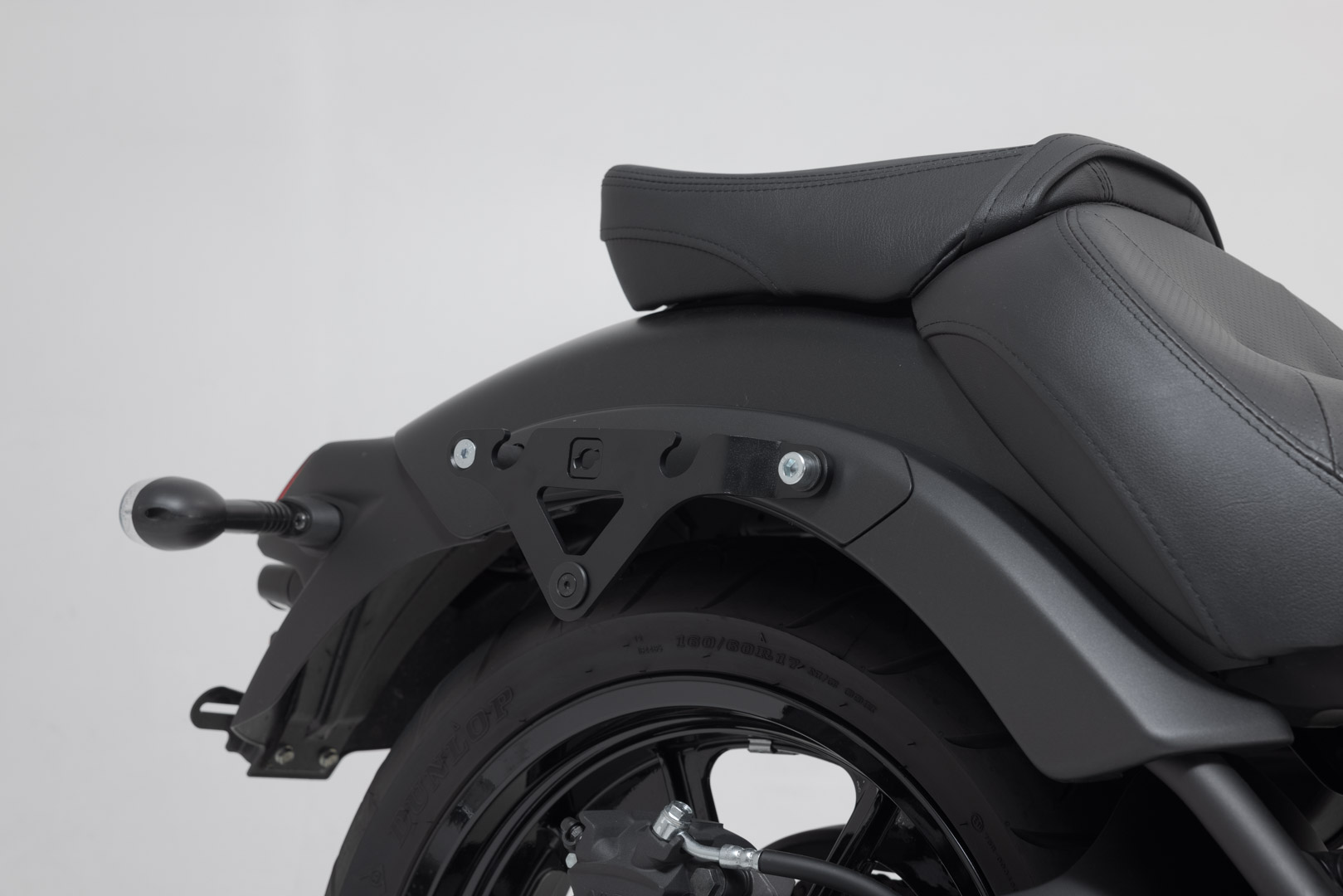 Portavion SW-Motech SLH lateral LH1 dreapta - Kawasaki Vulcan S (16-). Pentru LH1. Figura 4