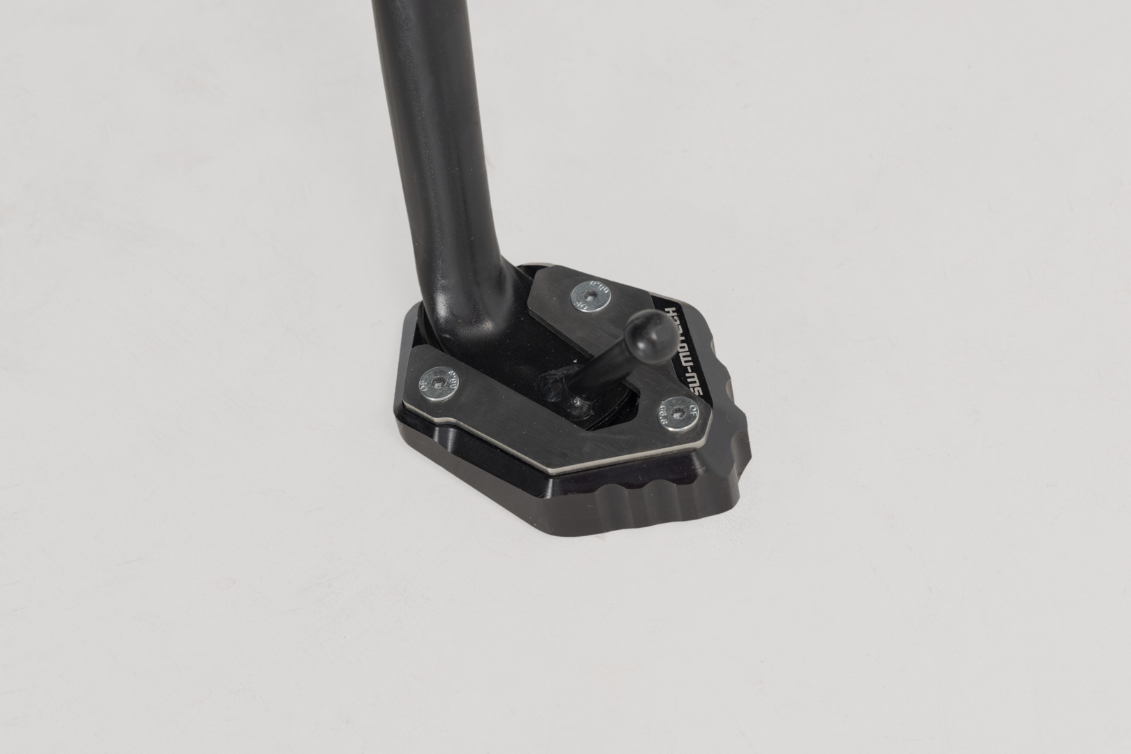 Extensie SW-Motech pentru piciorul lateral - Negru/argintiu. MT-07/Trac/MotoCage, XSR700, YZF-R7. Figura 1