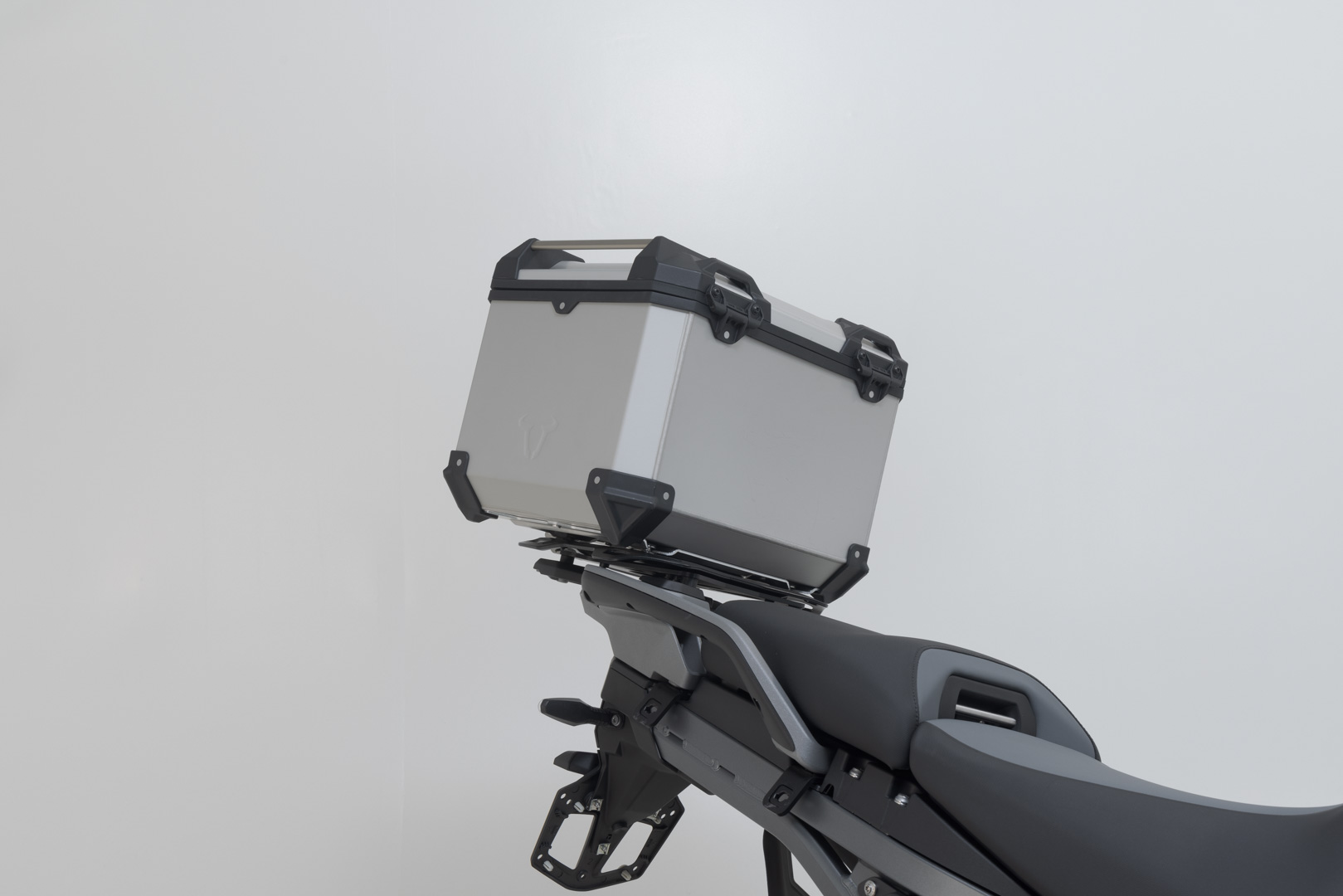 Setul de aventură SW-Motech TRAX ADV - Argint. R 1300 GS Adv (24-). Suportul de top pentru BMW. Figura 5