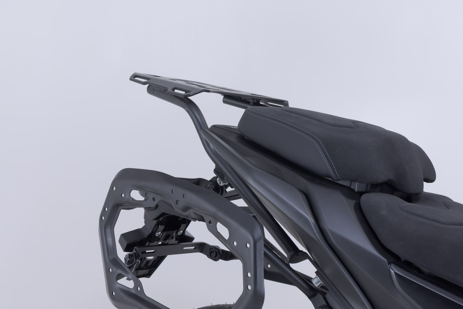 SW-Motech STREET-RACK - Negru. Yamaha Tracer 7 / GT (25-). Figura 2