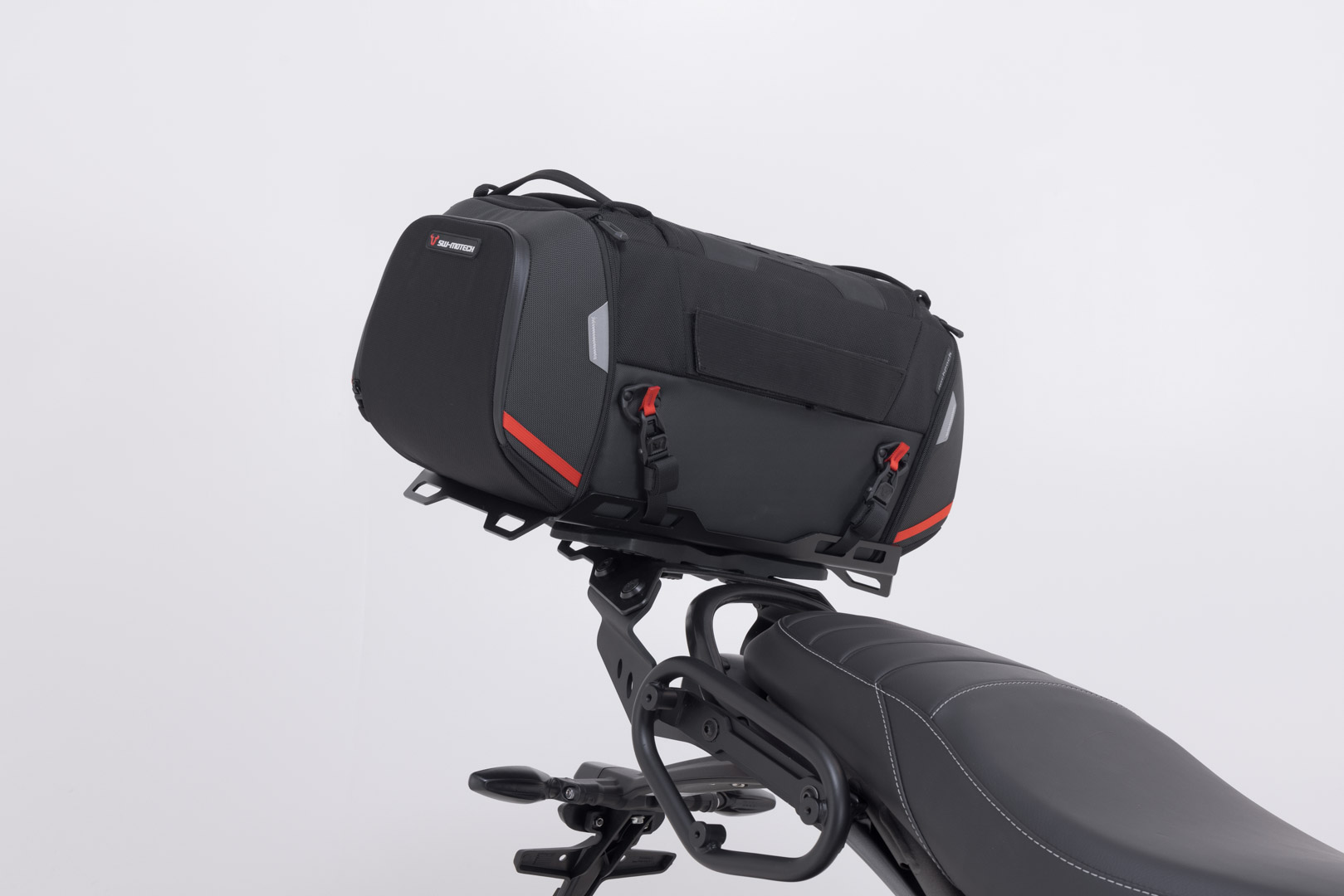 Set SW-Motech Rackpack - Triumph Speed 400 / Scrambler 400 X (23-). Figura 5