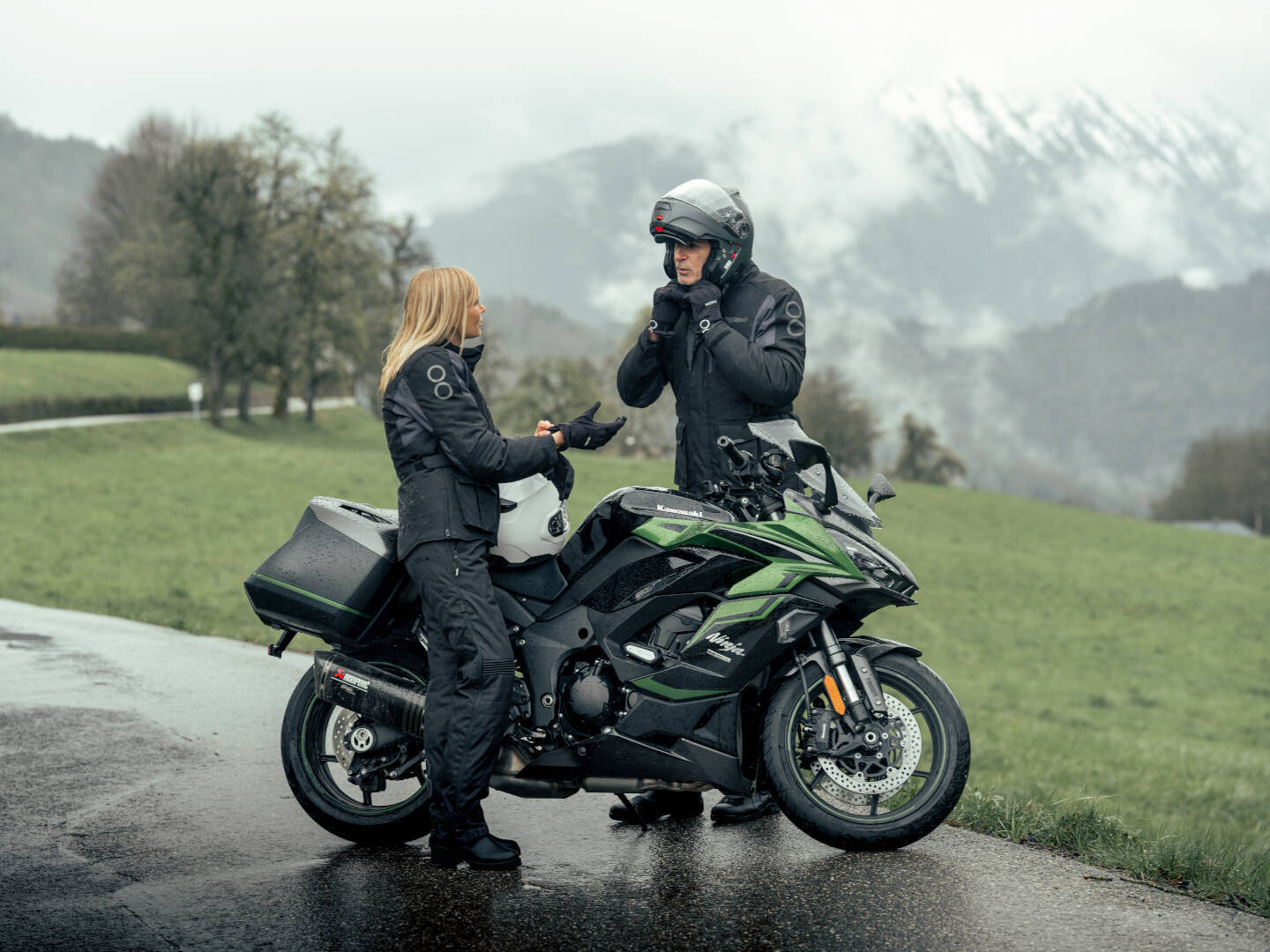 Side view of Bering Siberia waterproof Motorcycle Textile Jacket