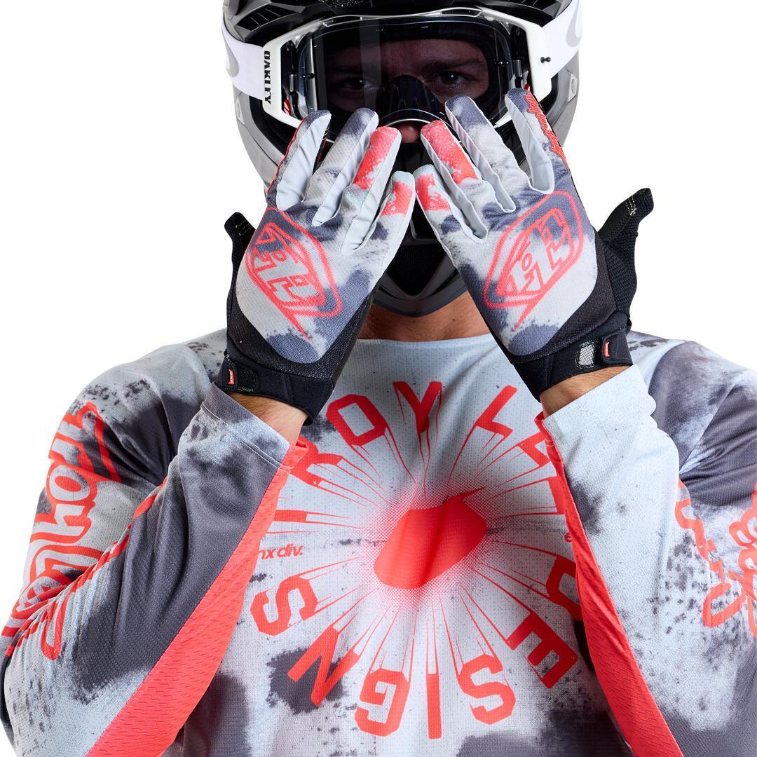 Troy Lee Designs GP Pro Arrival Motocross handsker grå/rød M Figur 3