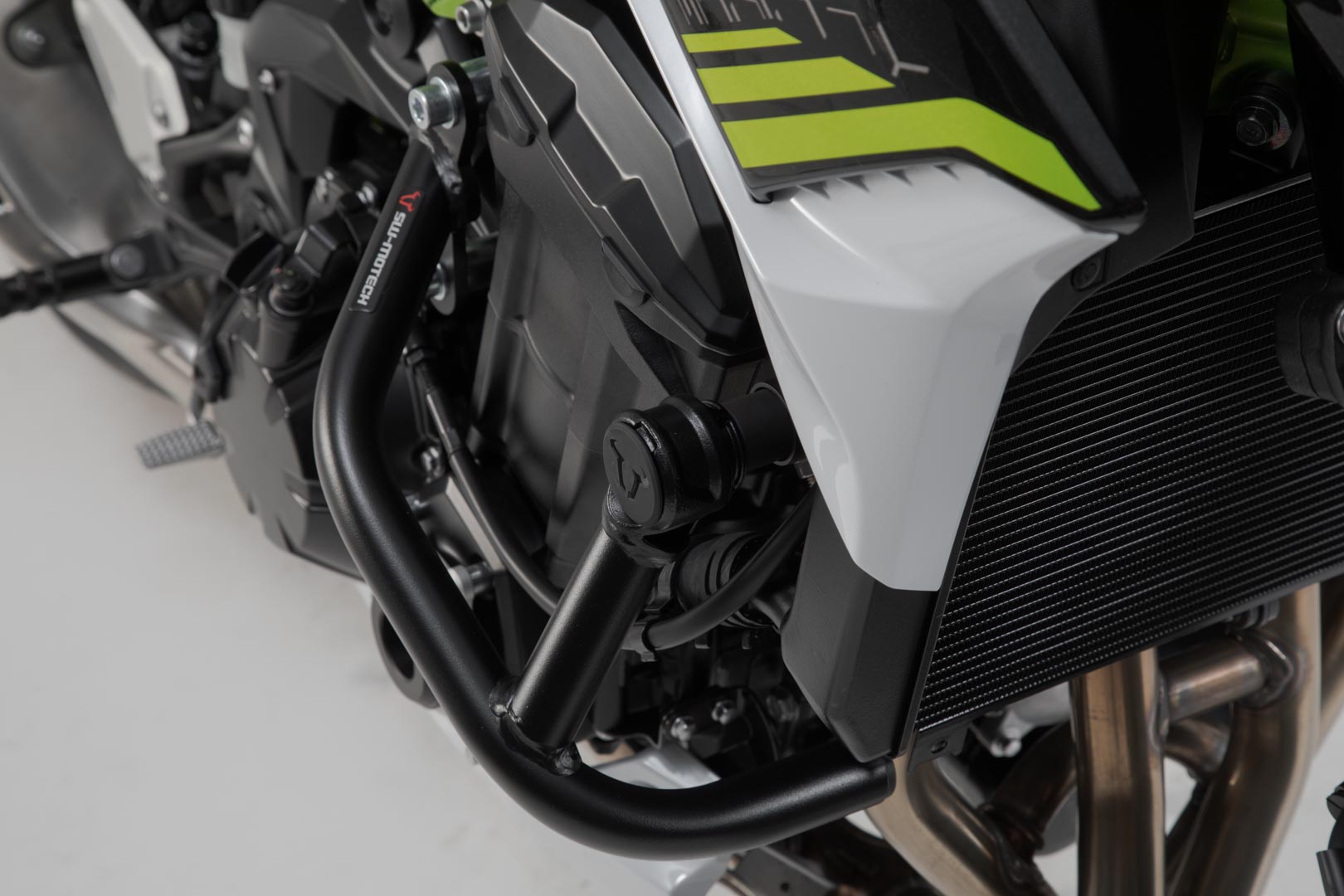 SW-Motech Crash bar - Negru. Kawasaki Z900 (16-). Figura 4